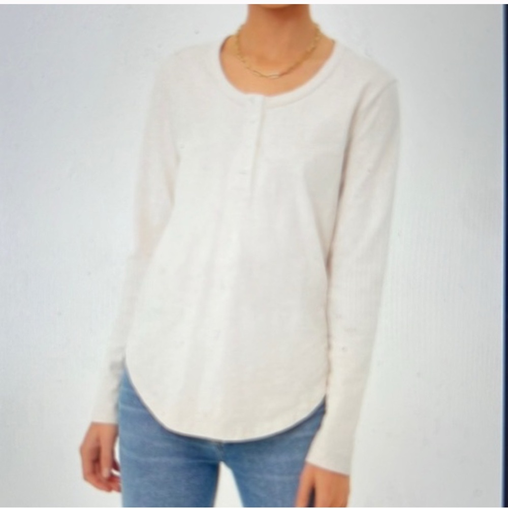 Tuckernuck Pomander Place Long Sleeve Henley Tee Size Small Beige Oatmeal